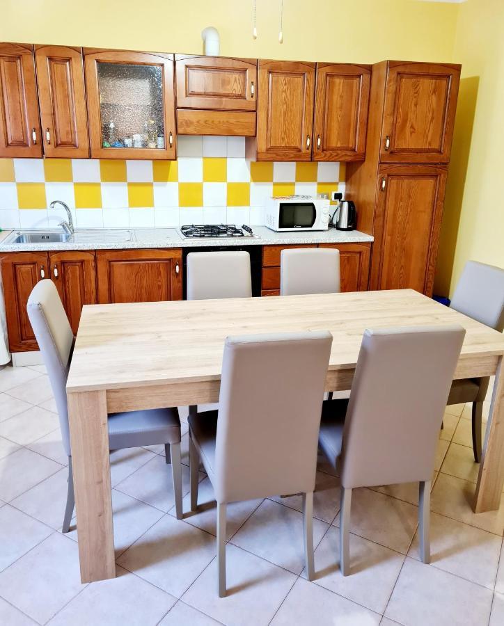 شقة Casa Colonna مونتيجروتو تيرمي المظهر الخارجي الصورة