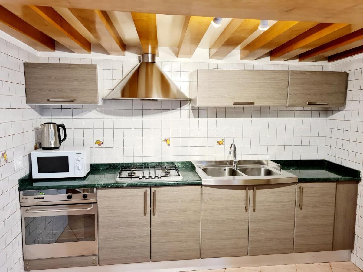 شقة Casa Colonna مونتيجروتو تيرمي المظهر الخارجي الصورة